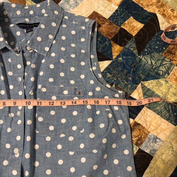 Tommy Hilfiger sleeveless button down - M - Picture 5 of 6